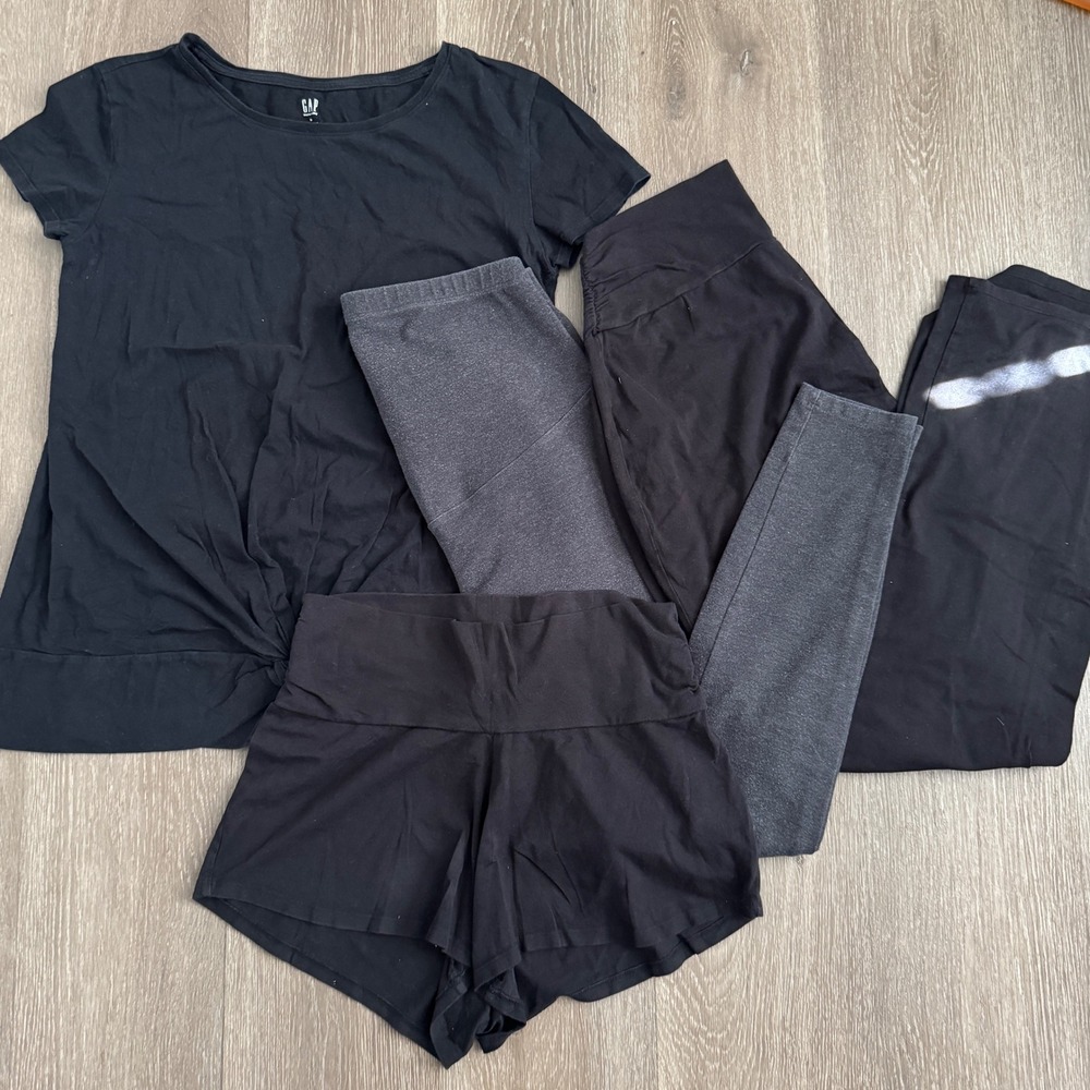 Gap Old Navy Motherhood Maternity Activewear Bundle Women M Black Gray 4pc Set